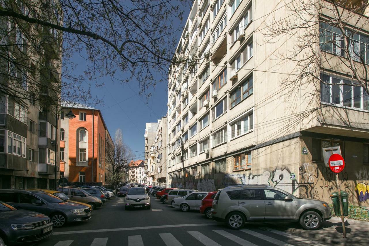 Royal Palace By Citylife Suites Bucharest Exterior photo